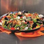 Lodge Carbon Steel Skillet, Pre-Seasoned, 15-inch,Black
